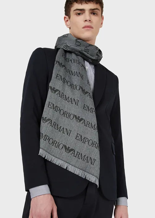 Emporio Armani Sciarpa in misto lana lettering jacquard all over