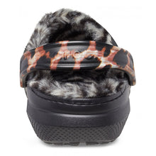 Carica l&#39;immagine nel visualizzatore di Gallery, CROCS Classic Lined Animal Remix Clog sabot con pelliccetta FW COLLECTION
